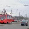 Экскаватор остановил троллейбусное движение перед Ленинской дамбой в Казани