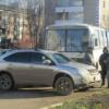 В Елабуге столкнулись два внедорожника и пассажирский автобус (ФОТО)