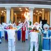 Олимпийский огонь в Казани встречают и стар и млад  (ФОТО)