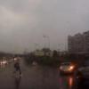 В Казани пешеходам дождь и развязки не помеха (ВИДЕО)