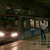 В метро Казани мужчина упал на рельсы и был спасён в последнюю секунду