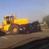 На трассе в Татарстане легковушка попала под трактор (ВИДЕО)