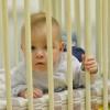Брошенные в соцотделении казанской больницы дети ждут родителей (ФОТО)