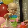 В Татарстане родители двухлетней девочки, больной раком, продолжают собирать деньги на лечение