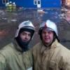 Сэлфи на фоне горящего &quot;Адмирала&quot; сделали пожарные в Казани (ФОТО)