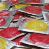 Онищенко: отказ от импортных презервативов дисциплинирует россиян