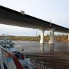 В Татарстане с моста через Вятку упала фура