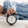 Ученые развеяли миф о необходимости восьмичасового сна