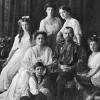 Экспертиза доказала подлинность останков Николая II и его супруги