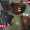 Житель Казани украл у полицейского телефон во время допроса