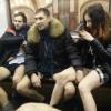 Москвичи поучаствовали в мировом флешмобе "В метро без штанов" (ФОТО)