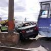 Водитель на «БМВ» врезался в трамвай в Татарстане (ФОТО)