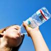 Вода в пластиковых бутылках вредит здоровью людей