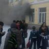 В казанской школе произошел пожар, учеников эвакуируют из здания
