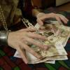 Молодая жительница Казани лишилась золота и денег на сумму около 10 миллионов рублей: снимала порчу с семьи