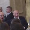 Путин спел под гитару во время встречи со студентами (ВИДЕО)