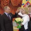 «Напугали малыша»: Путин попытался утешить трёхлетнего мальчика (ВИДЕО)