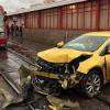 В Казани желтый Opel вылетел на трамвайные пути (ВИДЕО момента аварии)
