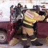 В Татарстане водителя и пассажира разбитой легковушки спасали 13 пожарных частей