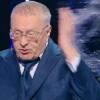 Собчак облила Жириновского водой во время дебатов (ВИДЕО)