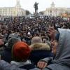 Стихийный митинг в Кемерове: толпа требует отставки губернатора, мэр отправил группу людей в морги (ВИДЕО)