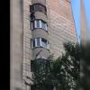 В Казани молодая женщина пыталась забраться на балкон по простыням, но сорвалась и погибла (ВИДЕО)