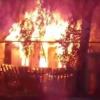 Крупный пожар этим утром охватил в Казани два жилых дома (ВИДЕО)