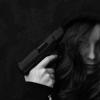 В Челнах к голове женщины незнакомец приставил пистолет