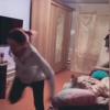 Уфимка опубликовала жуткое видео – В её комнате «бродит» привидение
