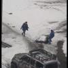 Фельдшеры «скорой» в Нижнекамске протащили пациента по грязи (ВИДЕО)