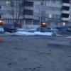 Ребенка засосало в песок на детской площадке в Казани