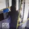 В Казани 4-летнего ребенка зажало дверью автобуса, инцидент попал на ВИДЕО