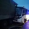 В Татарстане вахтовый автобус столкнулся с грузовиком