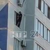 В Нижнекамске парень упал с 8 этажа и попытался сбежать от медиков