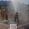 На ВИДЕО сняли, как пожарный в Нижнекамске поливает детей водой в жару