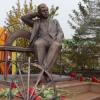 В Нурлате открыли памятник основателю татарского театра Габдулле Кариеву