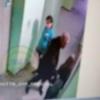 В Казани сосед напал на школьницу в подъезде
