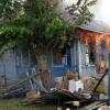 В Башкирии сгорел дом многодетной семьи, пока мама была в роддоме