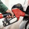 Жители Татарстана могут купить на зарплату чуть больше тысячи литров бензина