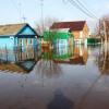 В Татарстане студентки медресе помогли бабушке, пострадавшей от паводка (ФОТО)