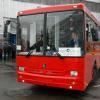 Водитель красного автобуса на ходу «потерял» пассажира в Казани